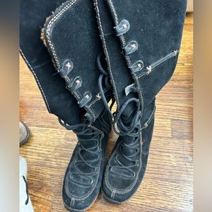 Timberland black leather suede lace up boots